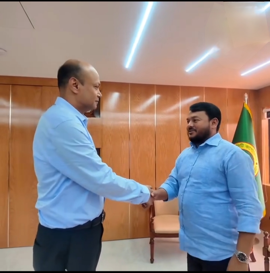 রাজশাহী সিটি কর্পোরেশনের প্রশাসকের সঙ্গে ওয়াসার এমডির সৌজন্য সাক্ষাৎ