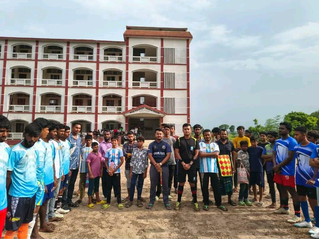 মহেশপুরে জুলাই স্মৃতি ফুটবল টুর্নামেন্ট অনুষ্ঠিত