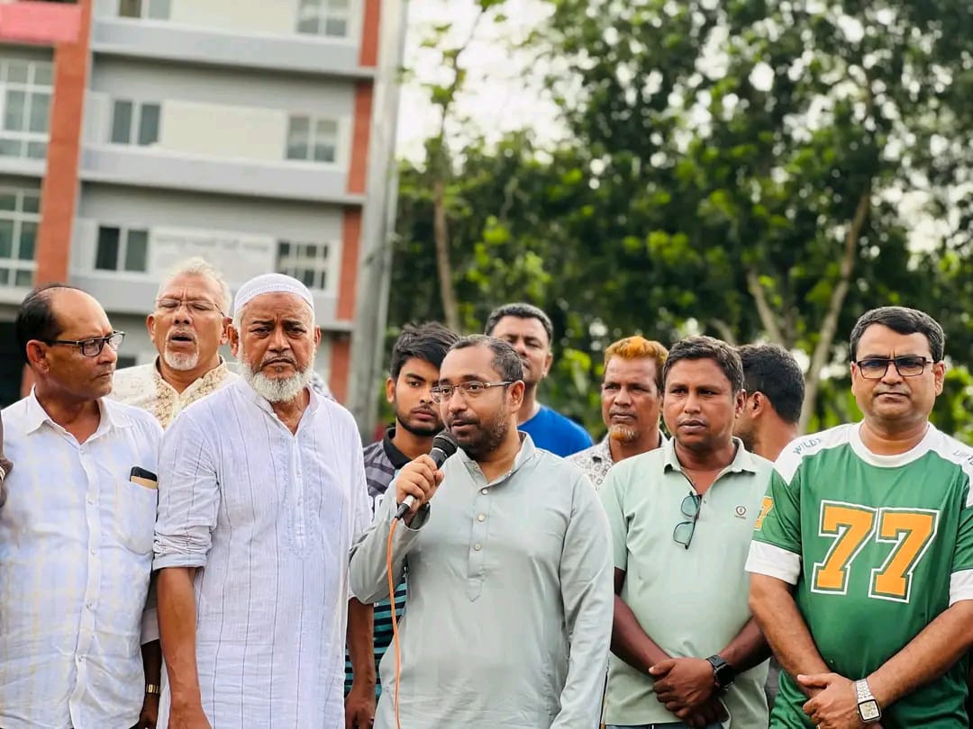 বর্ণাঢ্য আয়োজনে যোগিহুদা প্রিমিয়াম লীগ ২০২৬-এর শুভ উদ্বোধন অনুষ্ঠিত!