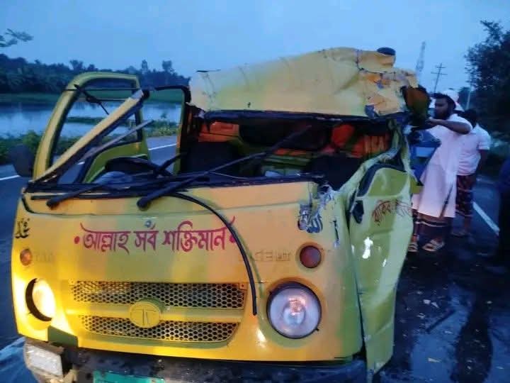 সিংড়ায় ট্রাক-পিকআপ সংঘর্ষে মাছ ব্যবসায়ী নিহত