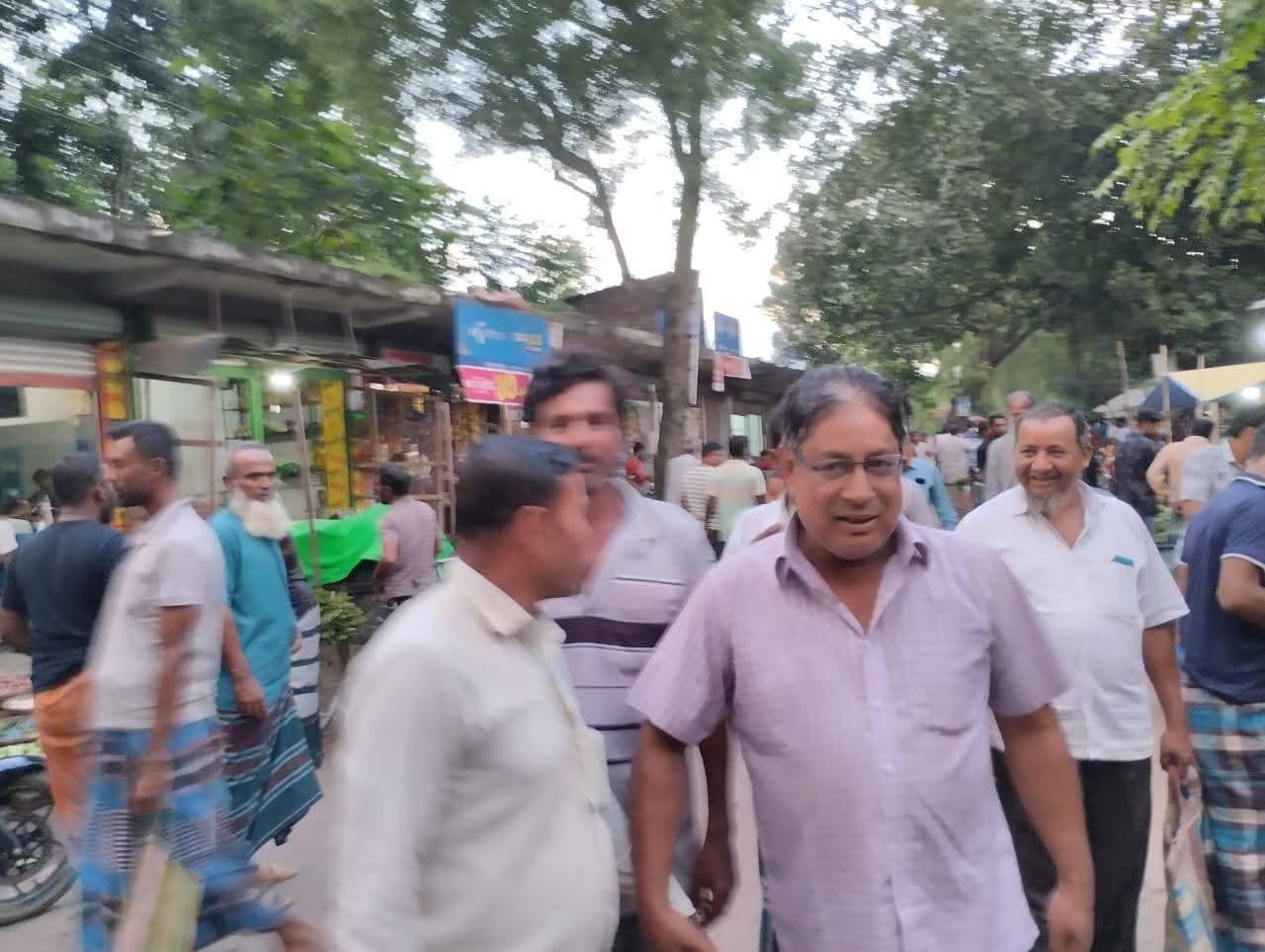 মেয়র প্রার্থী এস এম শাহজামান মোহনের মতবিনিময়