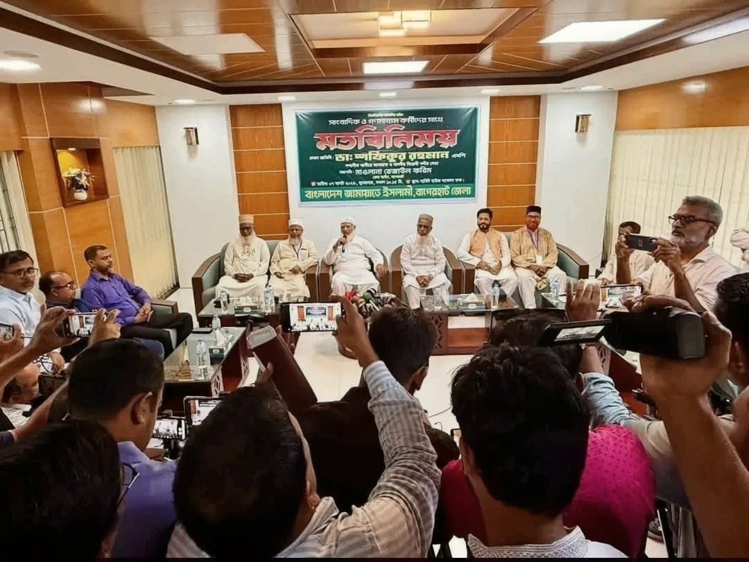 গণমাধ্যম এখনো প্রকৃত অর্থে স্বাধীন নয়’- ডা. শফিকুর রহমান