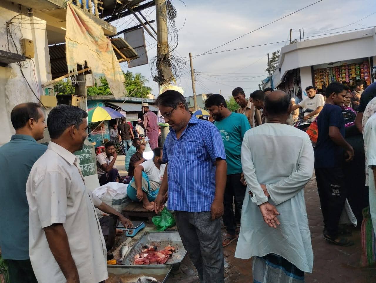 সম্ভাব্য মেয়র প্রার্থী এস এম শাহজামান মোহনের গণসংযোগ