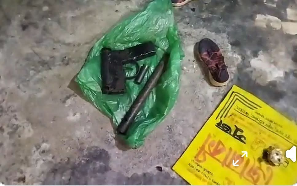 ভাড়াটিয়ার বাসা থেকে পাইপগান ও ককটেল উদ্ধার