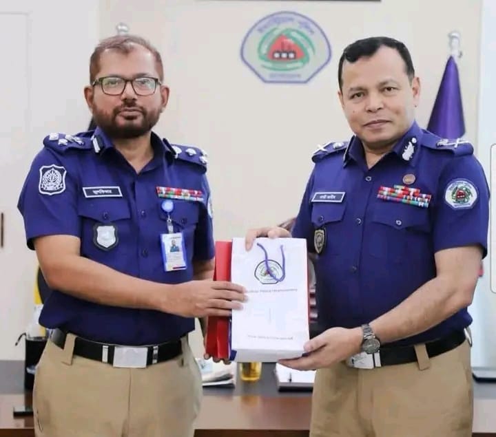 বরিশাল রেঞ্জের নতুন ডিআইজি হলেন..