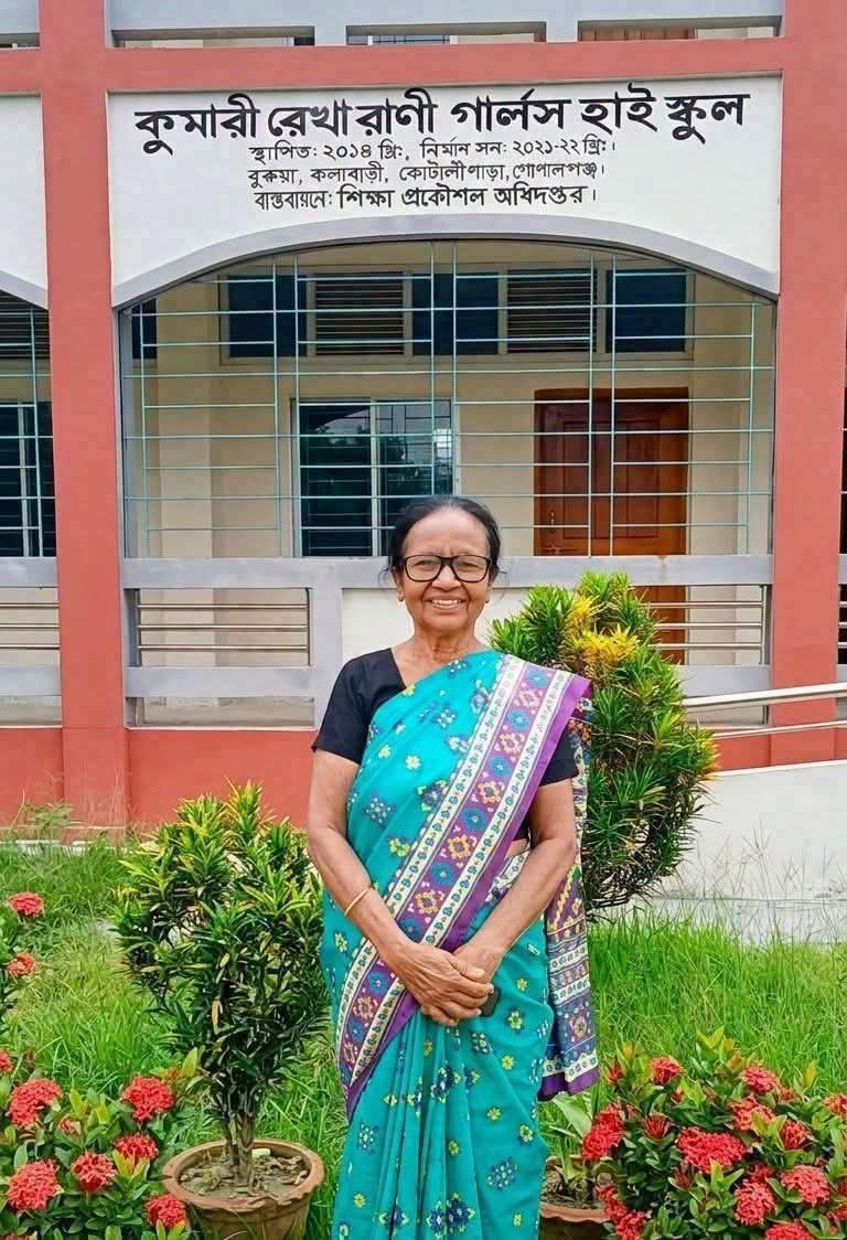 পেনশনের টাকায় গড়ে তোলা বিদ্যালয়:ক্যান্সারে আক্রান্ত…