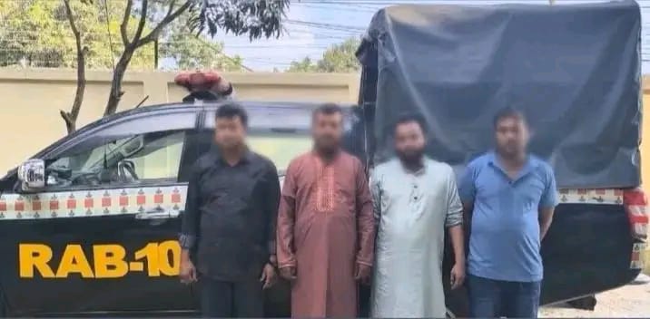 বিপুল পরিমাণ মাদক নিয়ে র‍্যাবের হাতে আটক মেম্বার