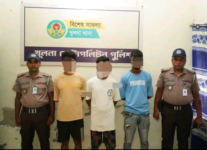 চাঞ্চল্যকর হত্যা মামলার রহস্য উদঘাটন,পিস্তল-গুলি ও আলামত উদ্ধার; গ্রেফতার ৩