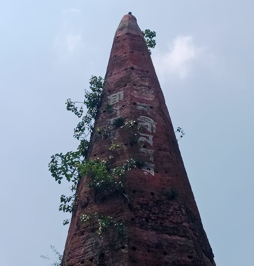 ধ্বংসের মুখে দুইশ বছরের ঐতিহাসিক জমিদার মঠ