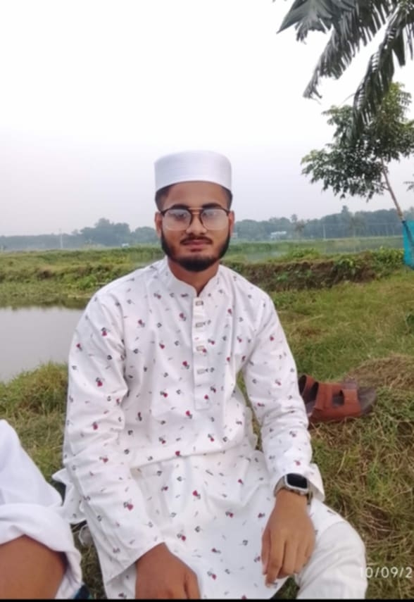 চৌগাছায় প্রেমের ফাঁদে ফেলে প্রতারণা: মাদ্রাসাশিক্ষার্থী ইসমাইলের বিরুদ্ধে একাধিক নারী ও অর্থ আত্মসাতের অভিযোগ