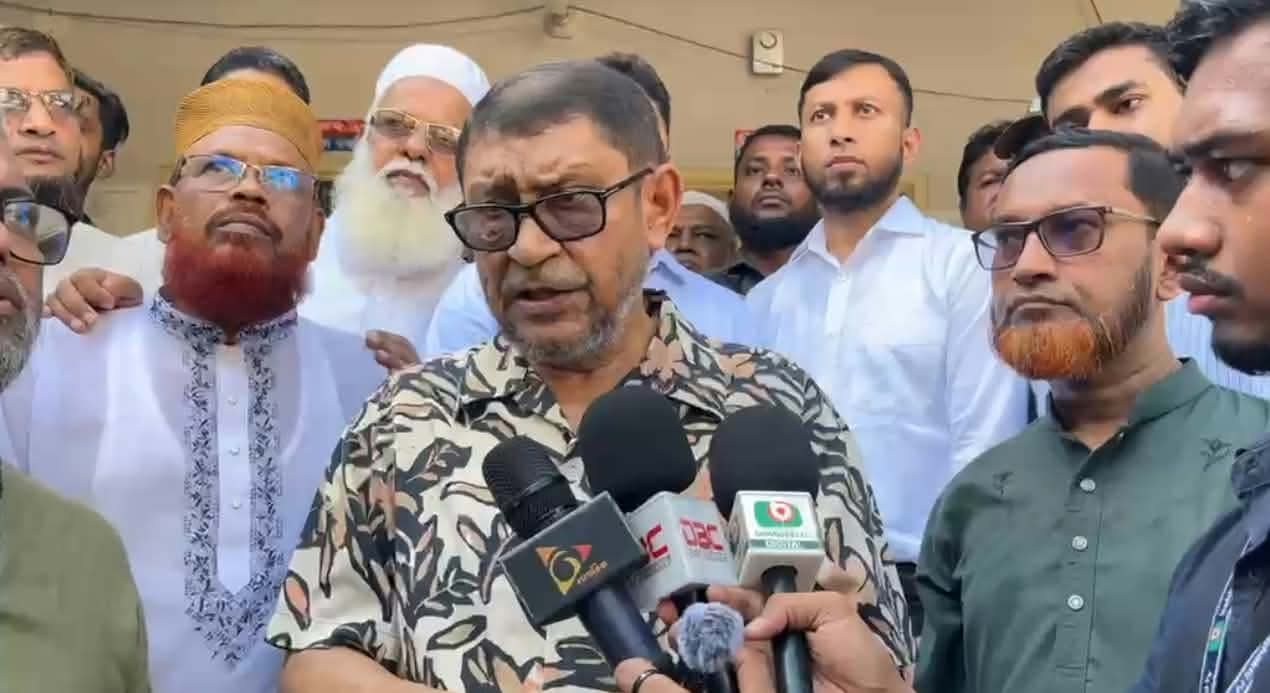 কুমিল্লায় হাসপাতালে অনুপস্থিত ৫ চিকিৎসকের বিরুদ্ধে ব্যবস্থার নির্দেশ স্বাস্থ্যমন্ত্রীর